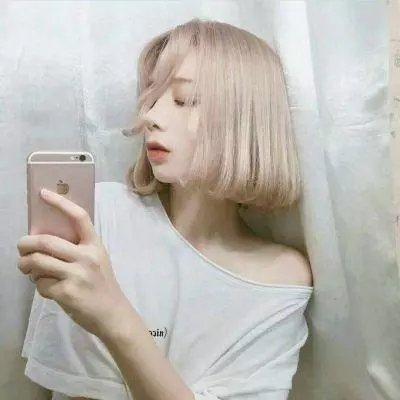 水色站